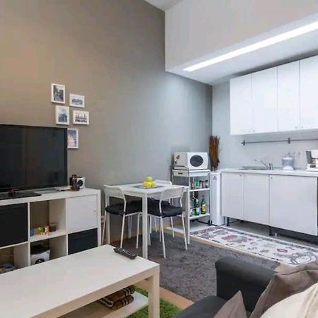 Apartamento Moderno Loft En Puerta De Toledo Madrid Exterior foto